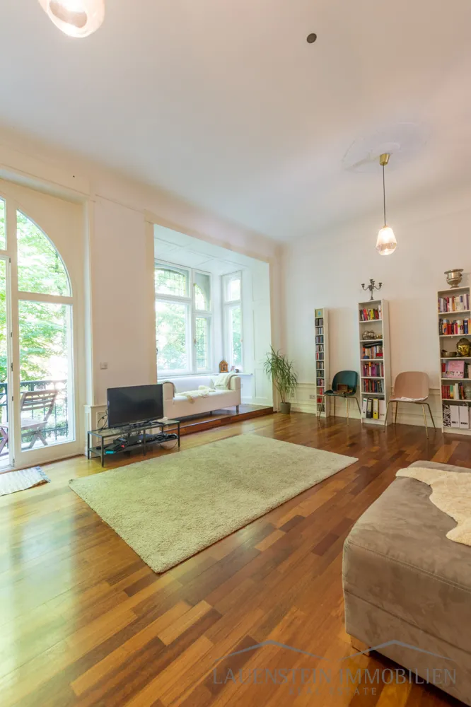 4 Zimmer Wohnung mit 138 m² in Wiesbaden – Bild 3