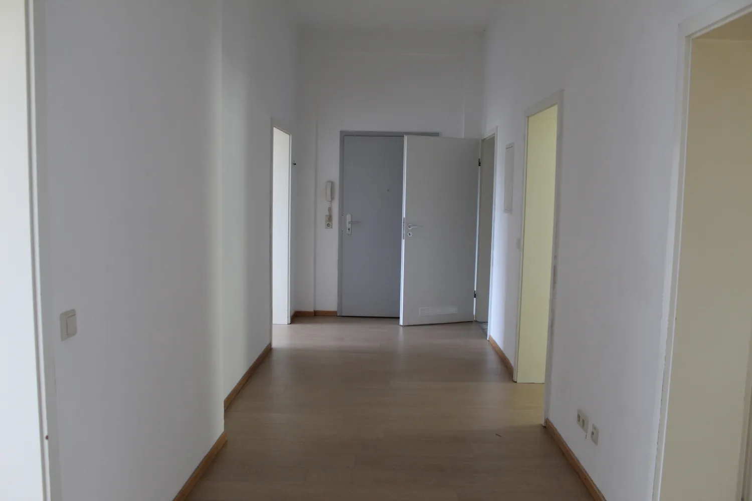 5 Zimmer Wohnung mit 112 m² in Hannover – Bild 4