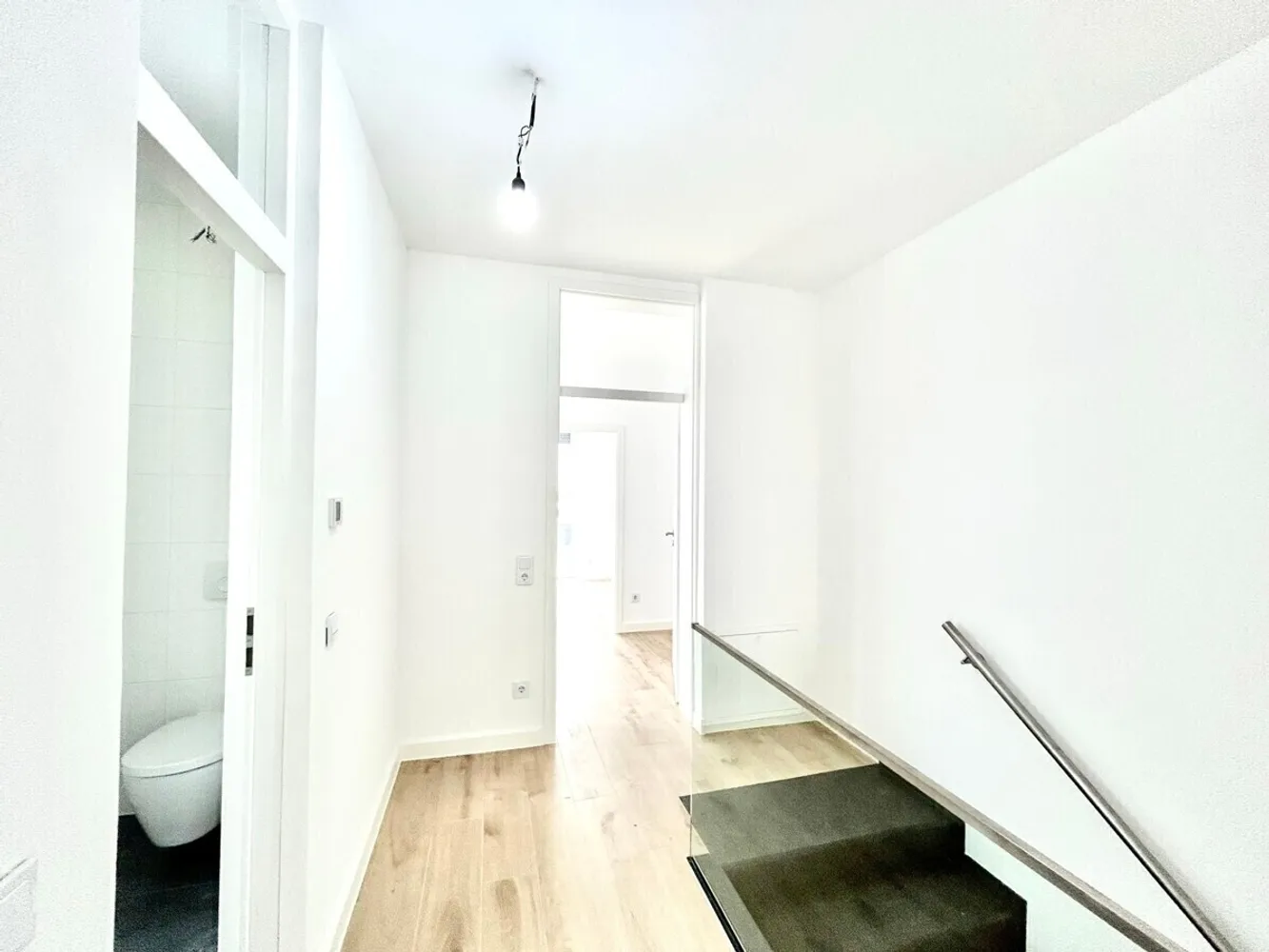 5 Zimmer Wohnung mit 120 m² in Wiesbaden – Bild 7
