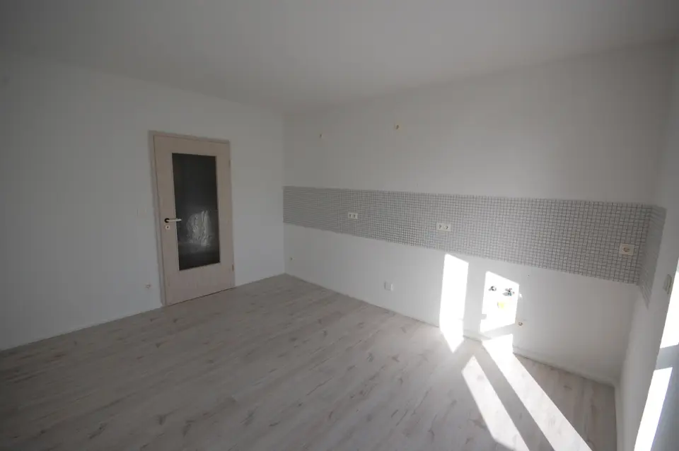 5 Zimmer Wohnung mit 132 m² in Cottbus – Bild 2