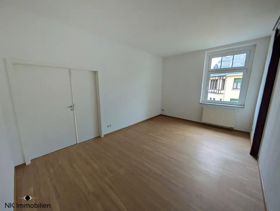 8 Zimmer Wohnung mit 222 m² in Zwickau – Bild 10