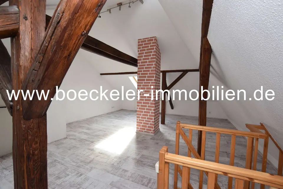 3 Zimmer Wohnung mit 101 m² in Weißenfels – Bild 8