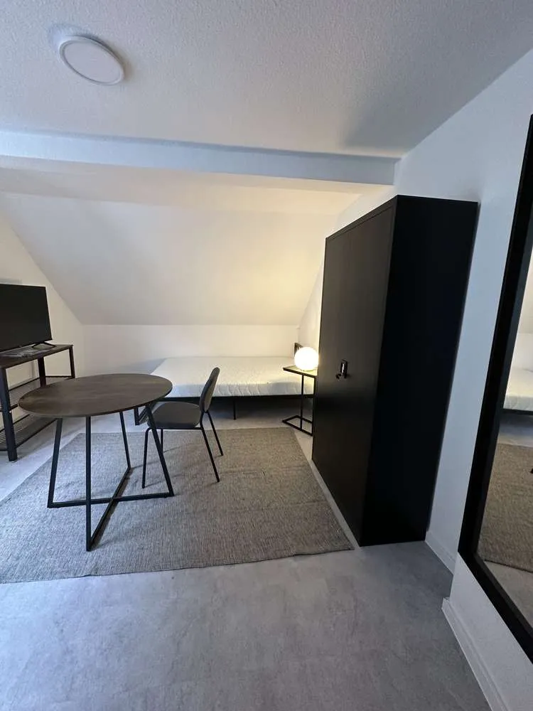 1 room apartment with 16 m² in Stuttgart – Photo 4