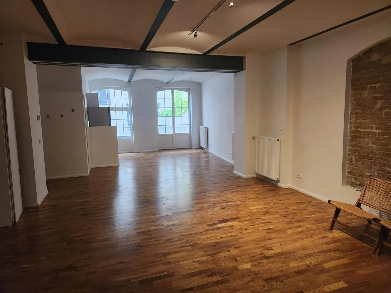 2 Zimmer Wohnung mit 90 m² in Berlin – Bild 1