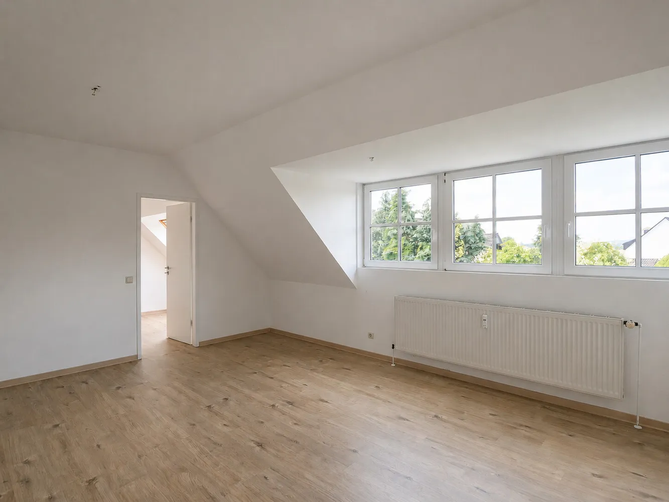 2 Zimmer Wohnung mit 64 m² in Aachen – Bild 2