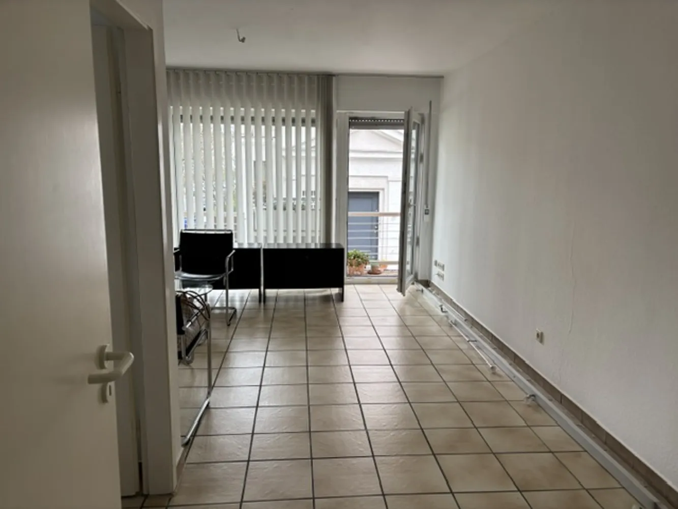 1 Zimmer Wohnung mit 30 m² in Köln – Bild 8