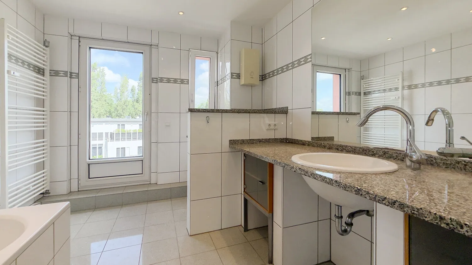 2 Zimmer Wohnung mit 82 m² in Düsseldorf – Bild 12