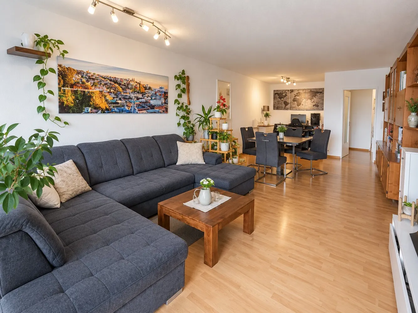 2 Zimmer Wohnung mit 81 m² in Oldenburg – Bild 3