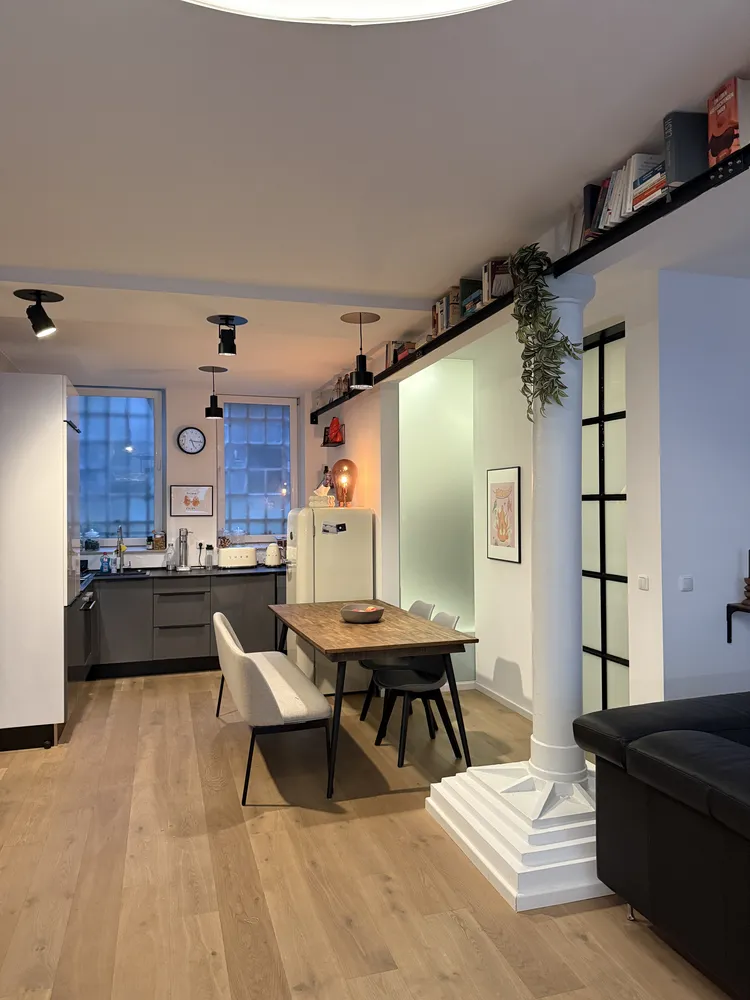 2 Zimmer Wohnung mit 78 m² in Hamburg – Bild 1
