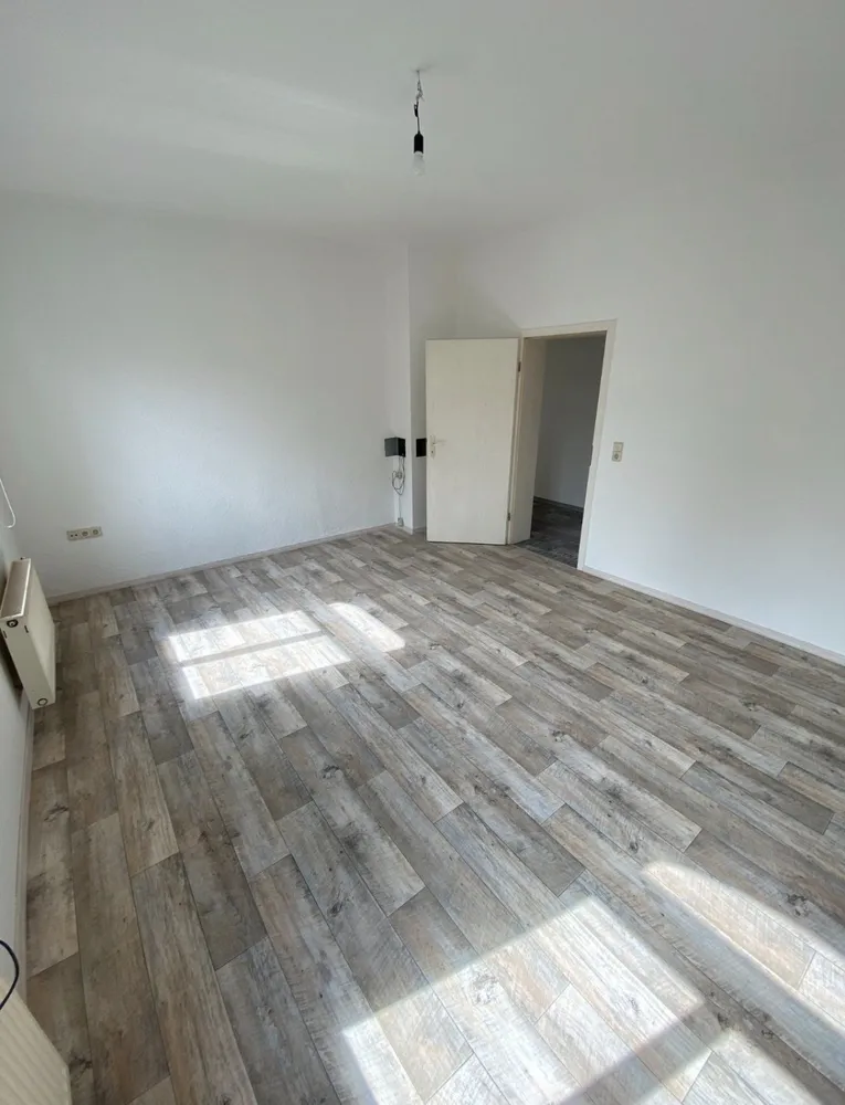 2 Zimmer Wohnung mit 64 m² in Weißenfels – Bild 2