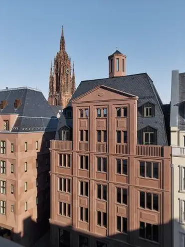 4 Zimmer Wohnung mit 112 m² in Frankfurt am Main – Bild 1