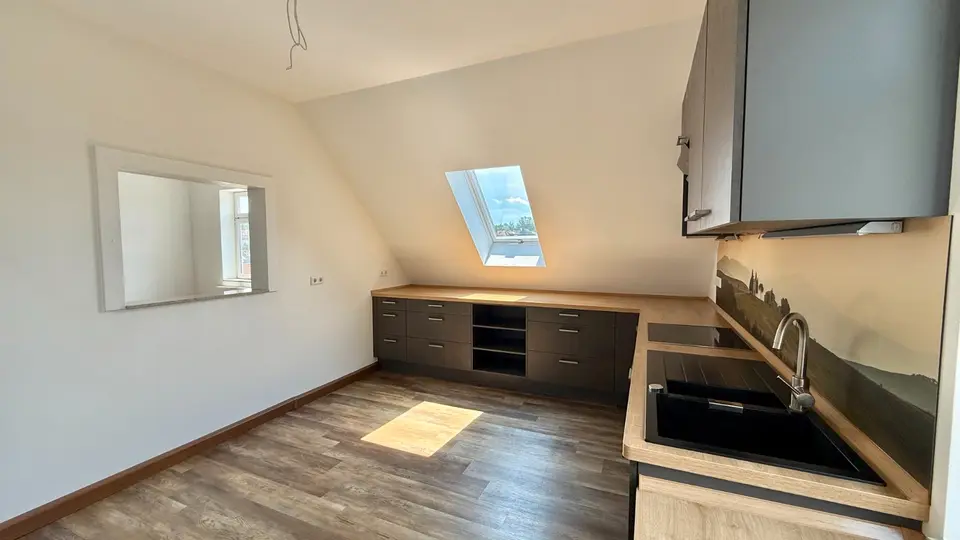 4 Zimmer Wohnung mit 116 m² in Meiningen – Bild 3