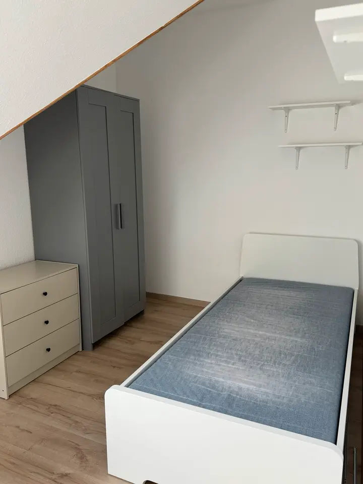 WG-Zimmer mit 100 m² in Wiesbaden – Bild 2