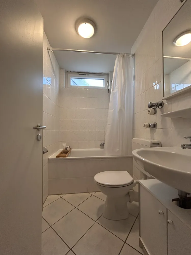 1 Zimmer Wohnung mit 34 m² in Freiburg im Breisgau – Bild 3