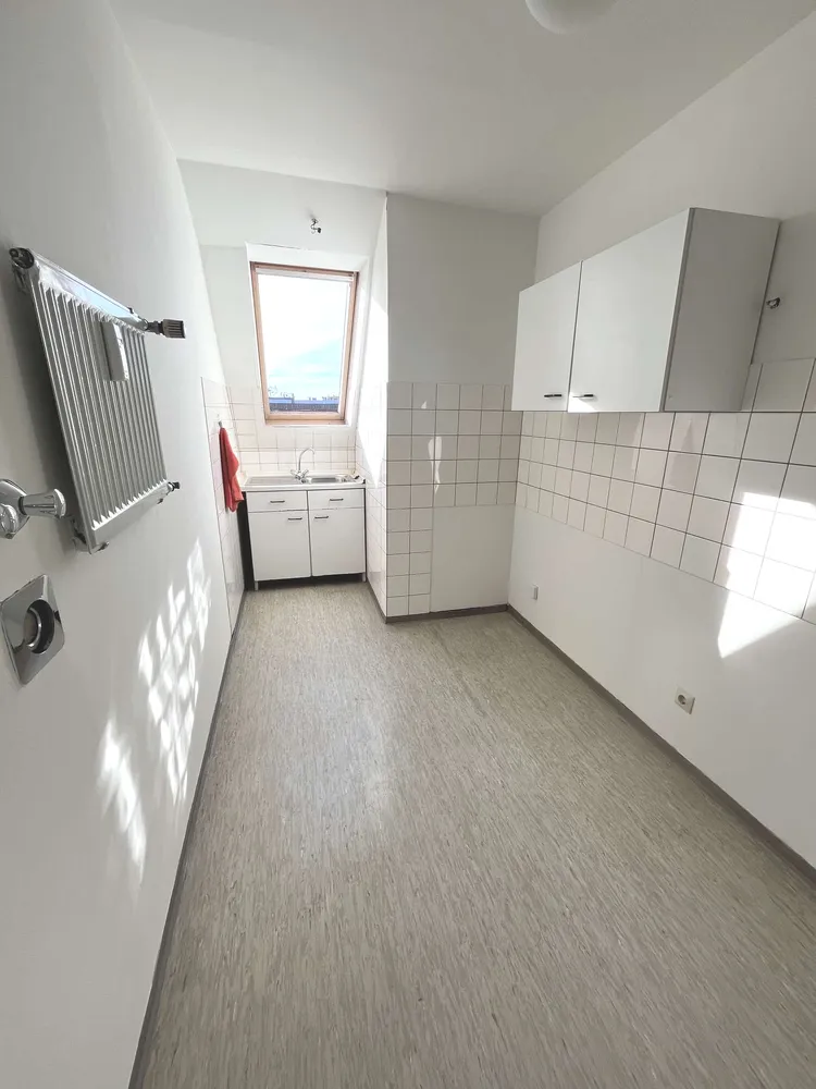 2 room apartment with 67 m² in Berlin – Photo 2
