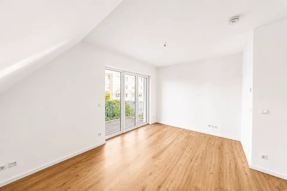 4 Zimmer Wohnung mit 1000 m² in Oranienburg – Bild 8
