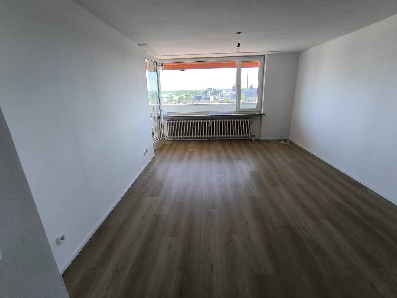 2 Zimmer Wohnung mit 65 m² in Leverkusen – Bild 1