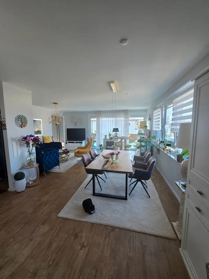 4 Zimmer Wohnung mit 130 m² in Bühl – Bild 1
