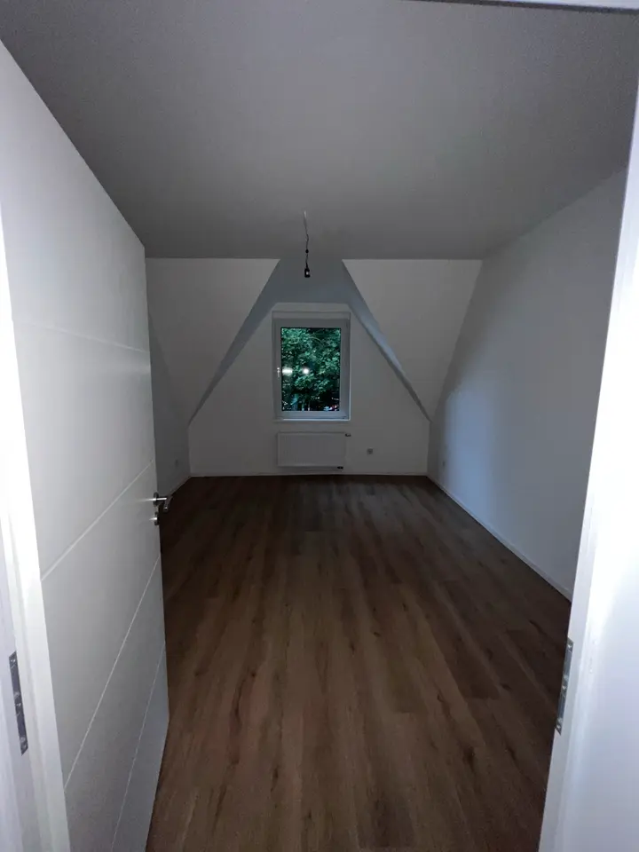 4 Zimmer Wohnung mit 110 m² in Bochum – Bild 3