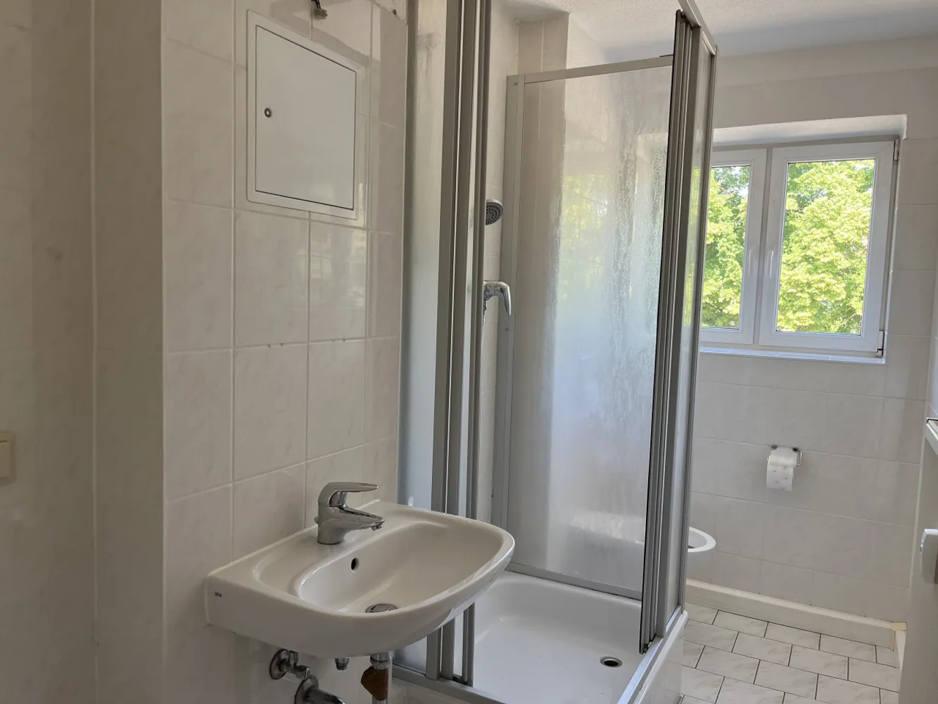 2 Zimmer Wohnung mit 42 m² in Halle (Saale) – Bild 3