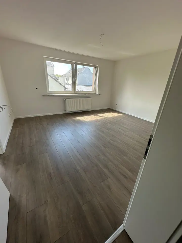4 Zimmer Wohnung mit 100 m² in Solingen – Bild 6