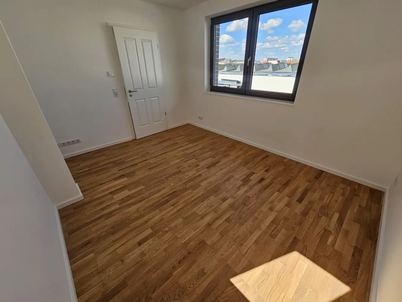 3 room apartment with 103 m² in Magdeburg – Photo 3
