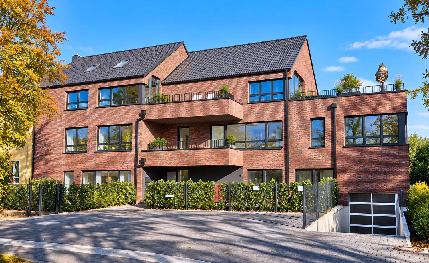 2 Zimmer Wohnung mit 103 m² in Krefeld – Bild 1