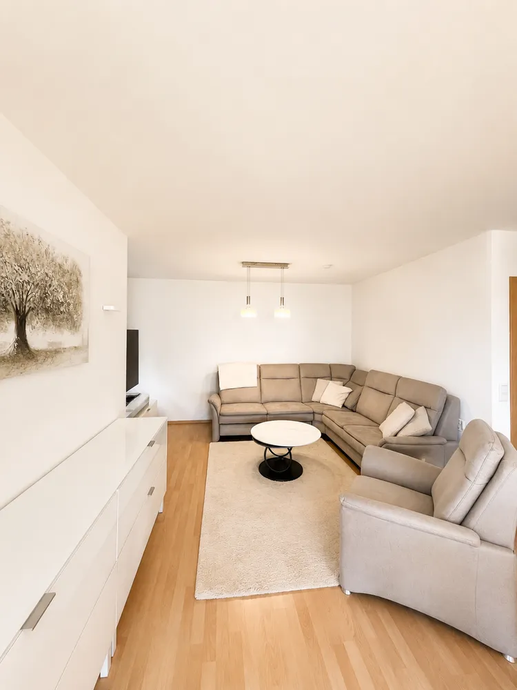 3 Zimmer Wohnung mit 87 m² in Mannheim – Bild 2