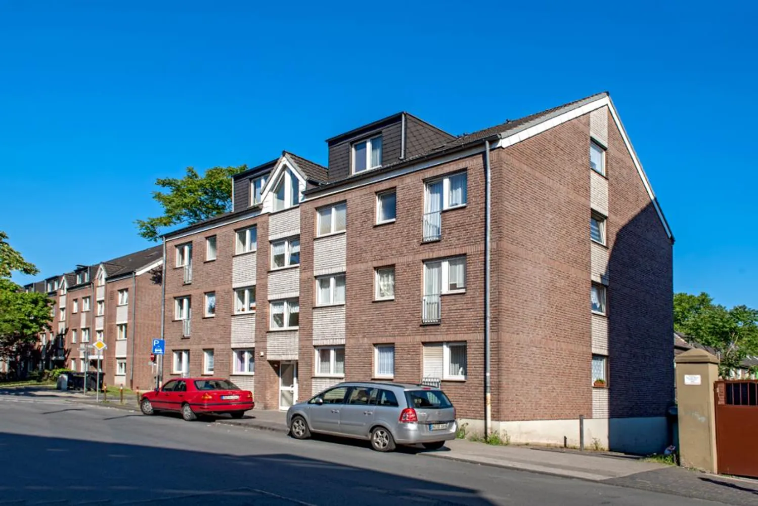 4 Zimmer Wohnung mit 77 m² in Duisburg – Bild 1