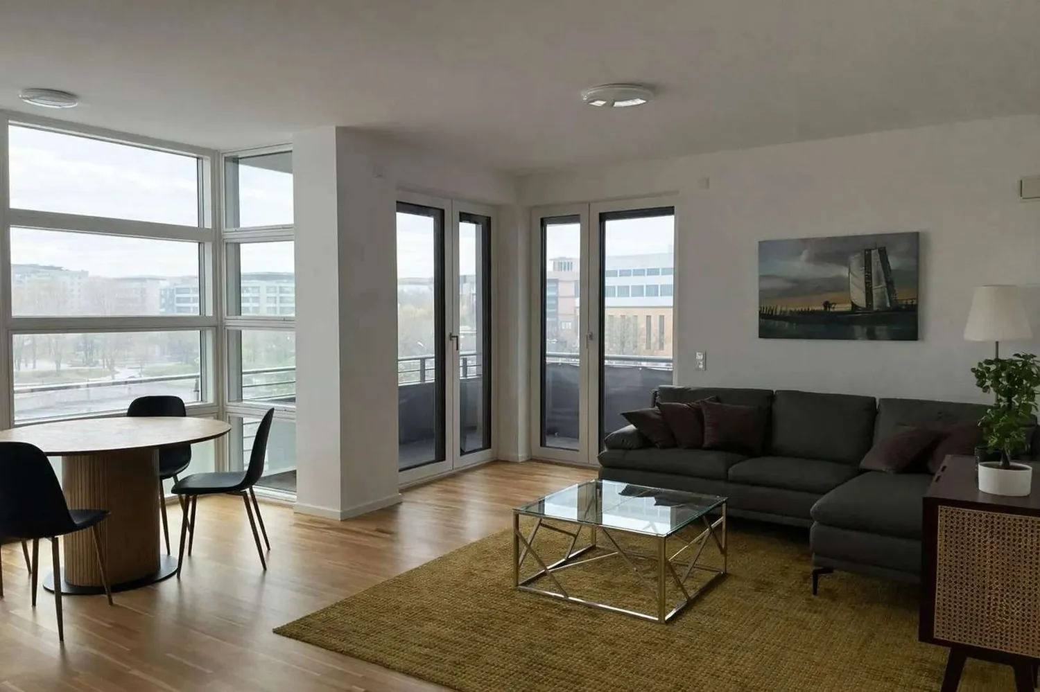 2 Zimmer Wohnung mit 72 m² in Frankfurt am Main – Bild 2