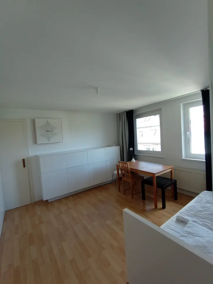 Shared room with 84 m² in Stuttgart – Photo 4