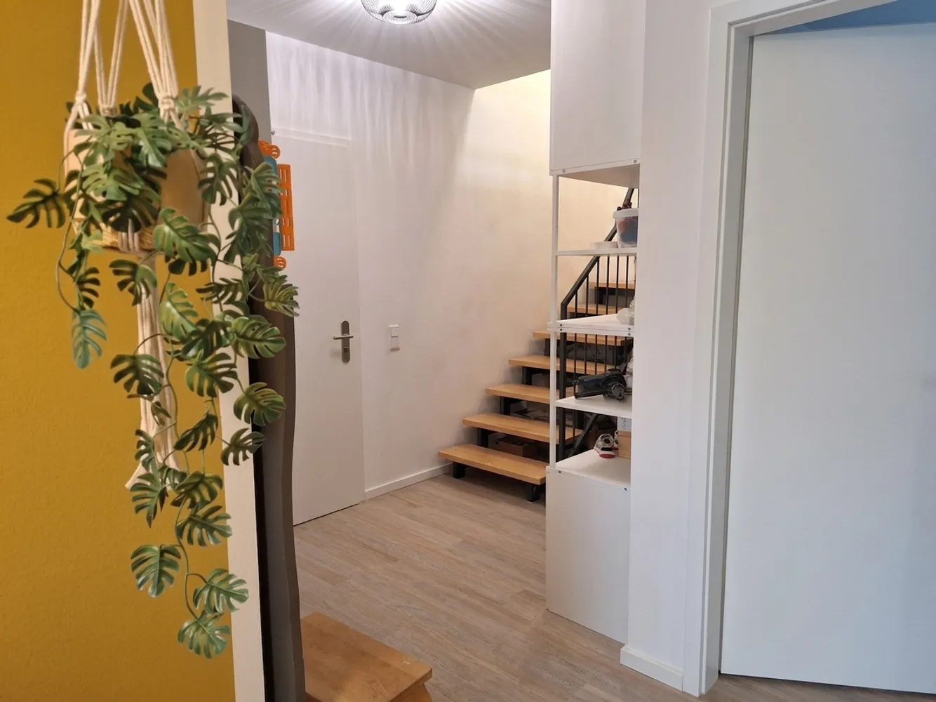 3 Zimmer Wohnung mit 120 m² in Hamburg – Bild 2