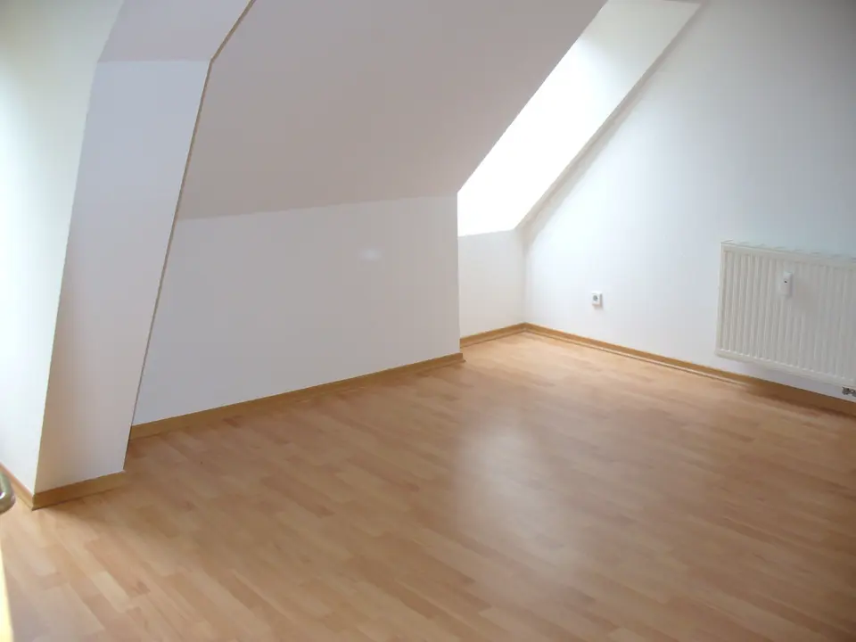 3 Zimmer Wohnung mit 92 m² in Wurzen – Bild 1