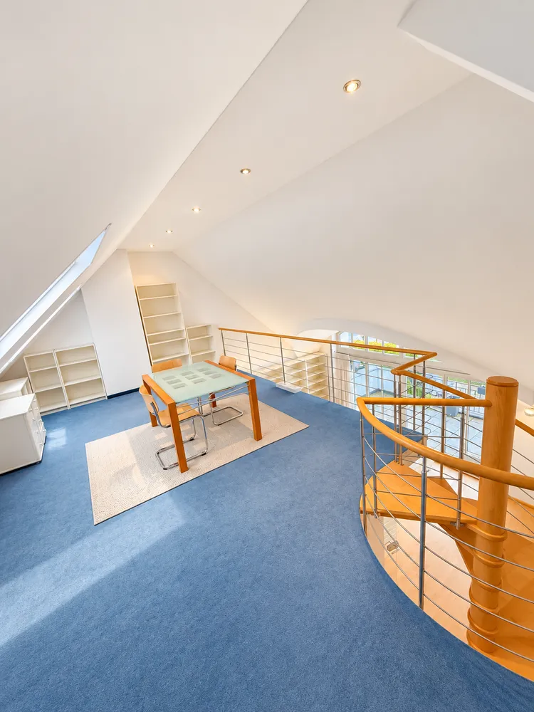 3 Zimmer Wohnung mit 103 m² in München – Bild 6