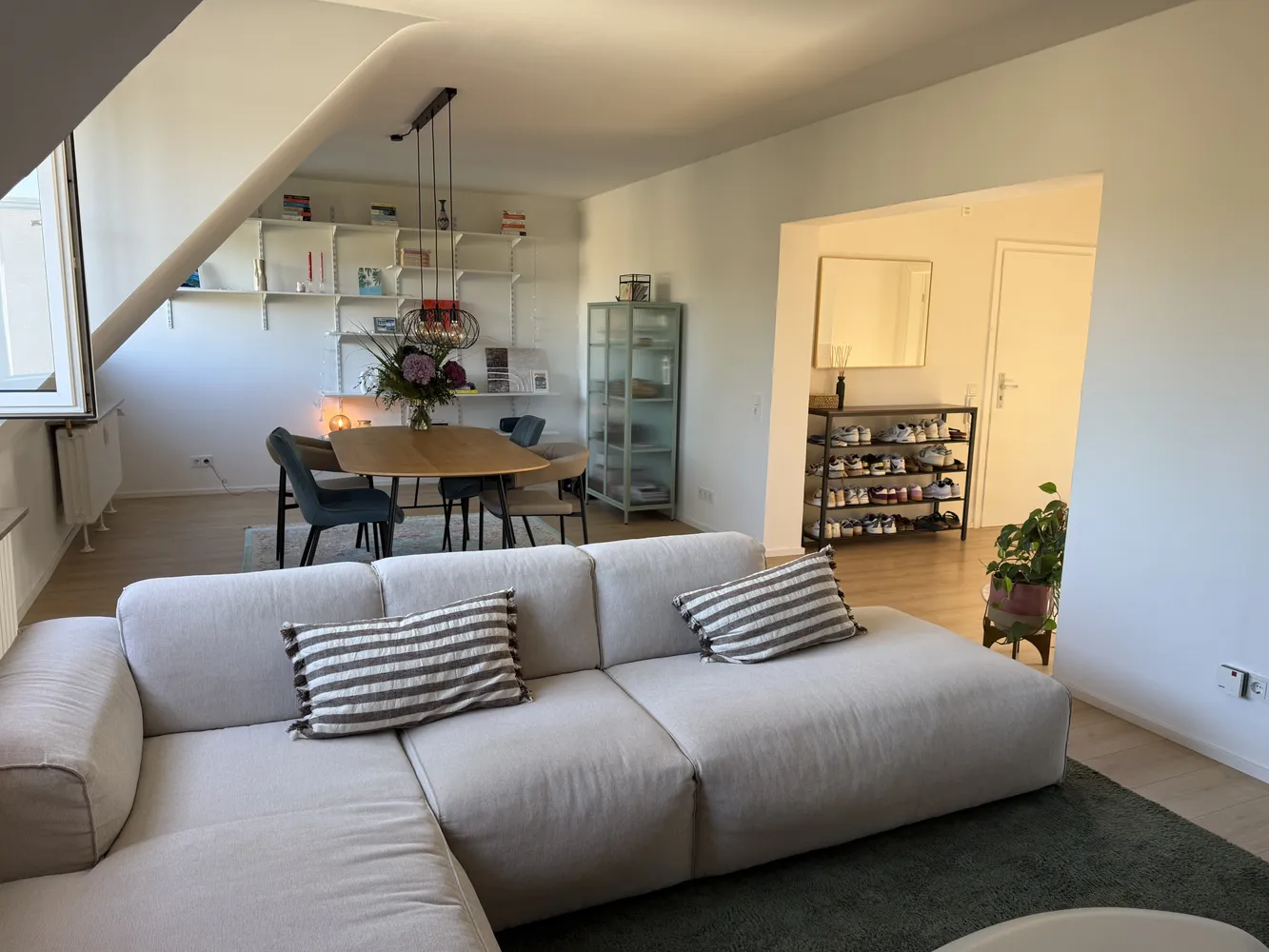 4 room apartment with 102 m² in Düsseldorf – Photo 9