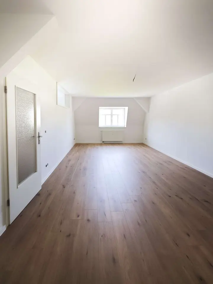 5 Zimmer Wohnung mit 142 m² in Zwickau – Bild 10