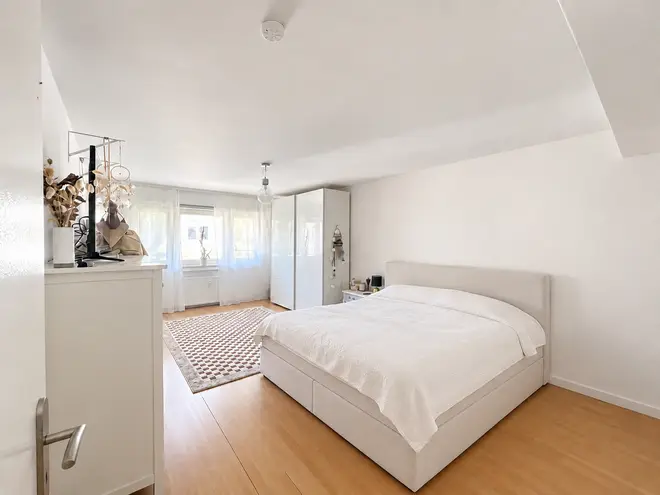 5 Zimmer Wohnung mit 150 m² in Frankfurt am Main – Bild 4