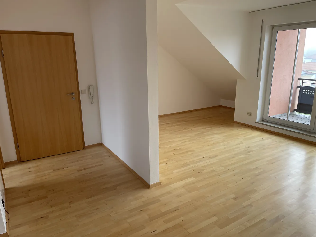 3 Zimmer Wohnung mit 61 m² in Ingolstadt – Bild 2