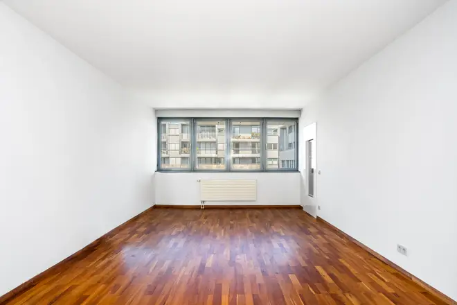 4 Zimmer Wohnung mit 169 m² in Berlin – Bild 3
