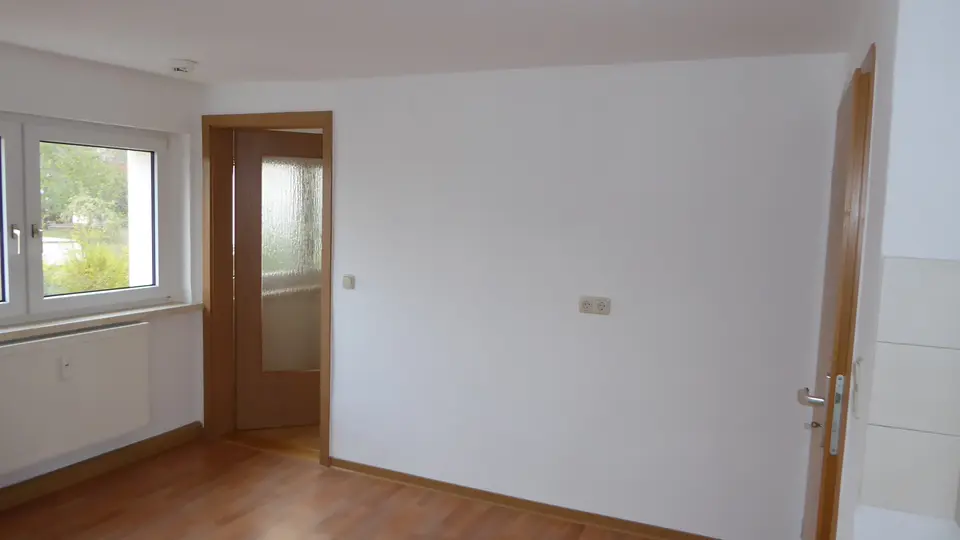 2 Zimmer Wohnung mit 35 m² in Saalfeld/Saale – Bild 3