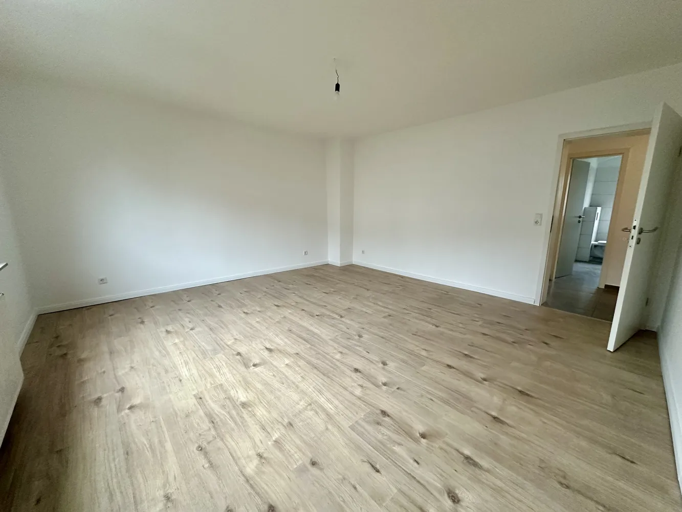 4 Zimmer Wohnung mit 105 m² in Wuppertal – Bild 8