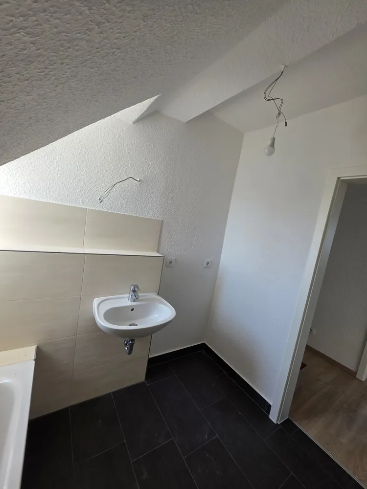 3 Zimmer Wohnung mit 53 m² in Bitterfeld-Wolfen – Bild 5