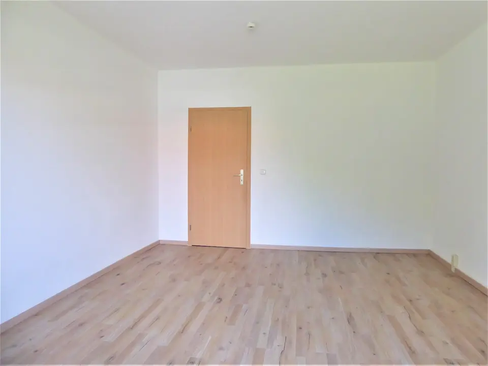 2 Zimmer Wohnung mit 43 m² in Merseburg – Bild 2