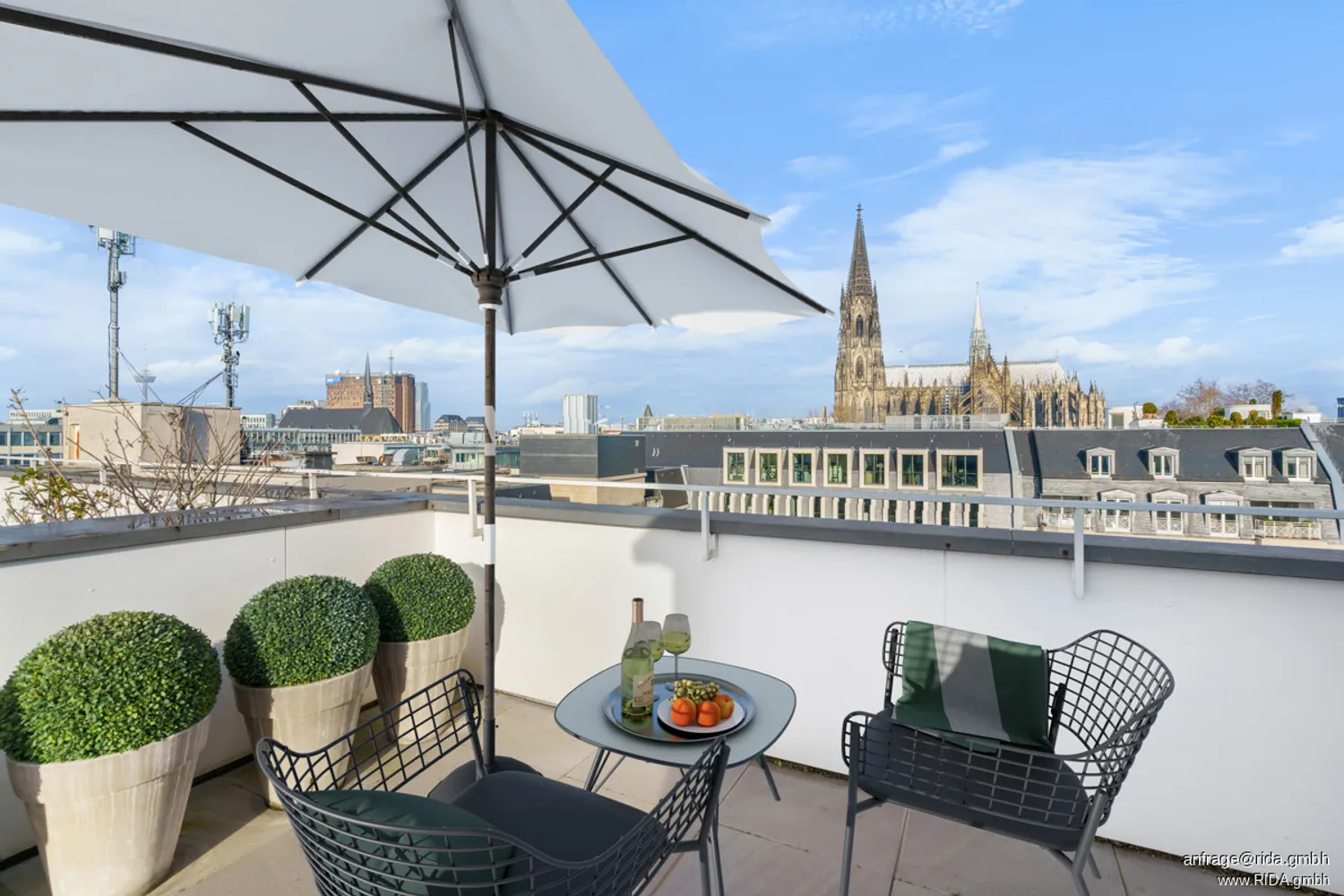 3 Zimmer Wohnung mit 95 m² in Köln – Bild 1