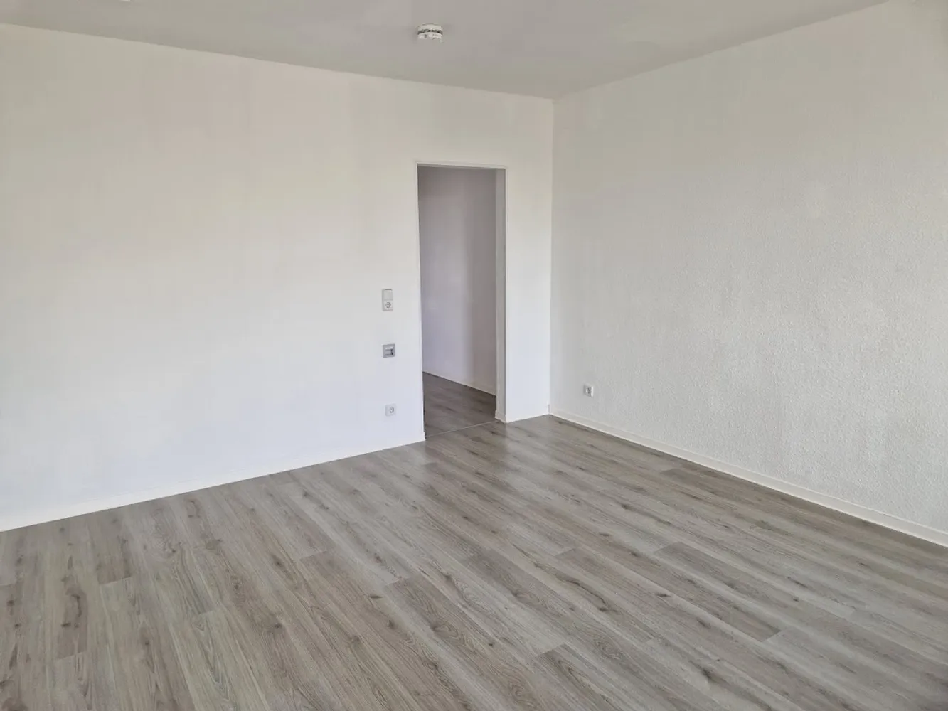 2 Zimmer Wohnung mit 65 m² in Mannheim – Bild 2