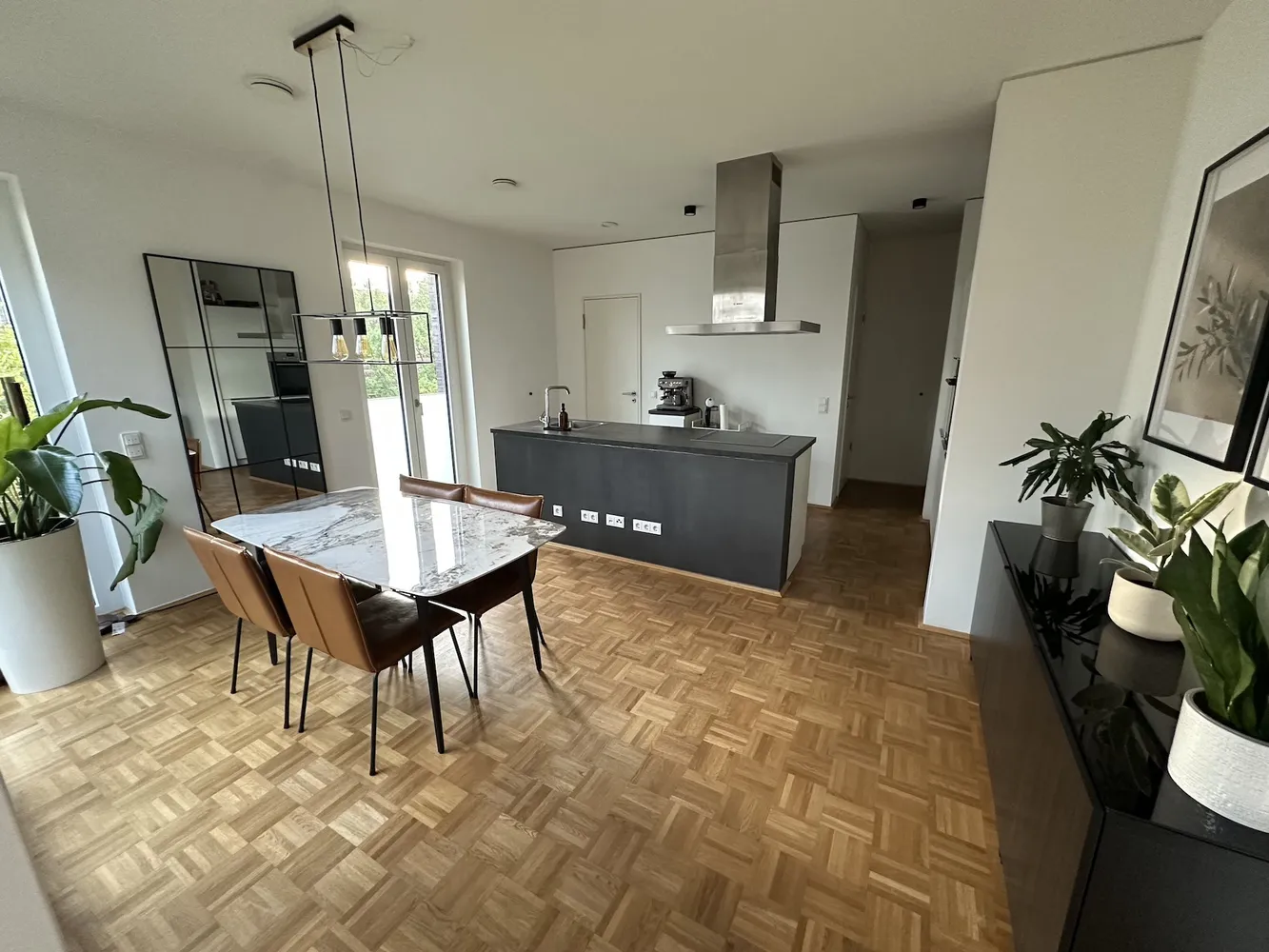 2 Zimmer Wohnung mit 97 m² in Hamburg – Bild 5