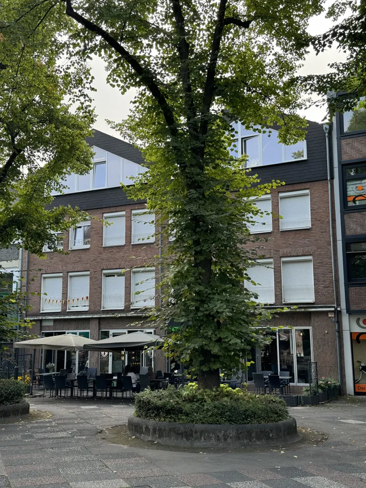 1 Zimmer Wohnung mit 50 m² in Neuss – Bild 9