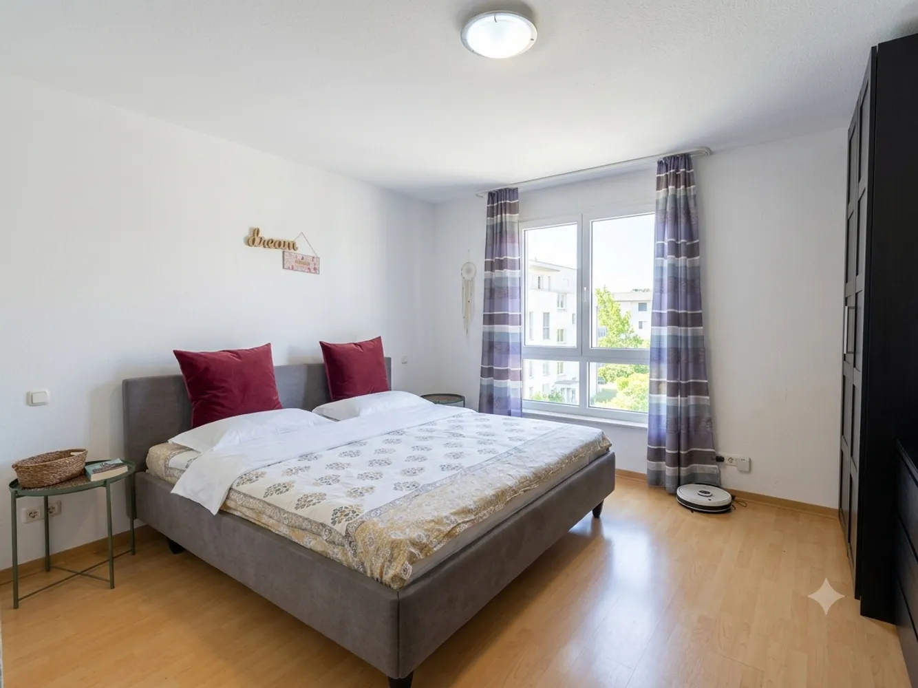 3 Zimmer Wohnung mit 99 m² in Düsseldorf – Bild 4