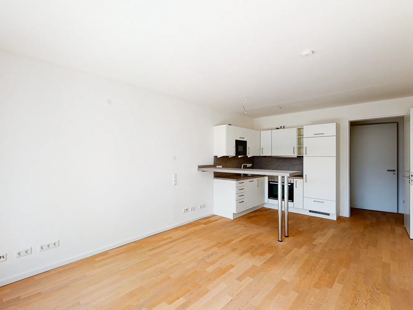 2 room apartment with 48 m² in Frankfurt am Main – Photo 1