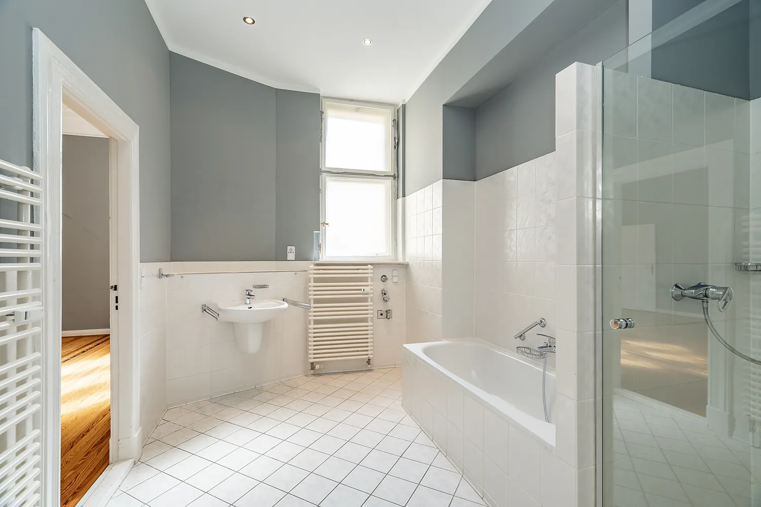 7 Zimmer Wohnung mit 345 m² in Berlin – Bild 6